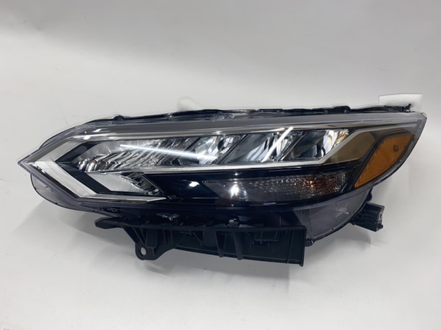Фара левая LED с желтим катафотом USA Nissan Sentra 2019- (260606LB5A), аналог