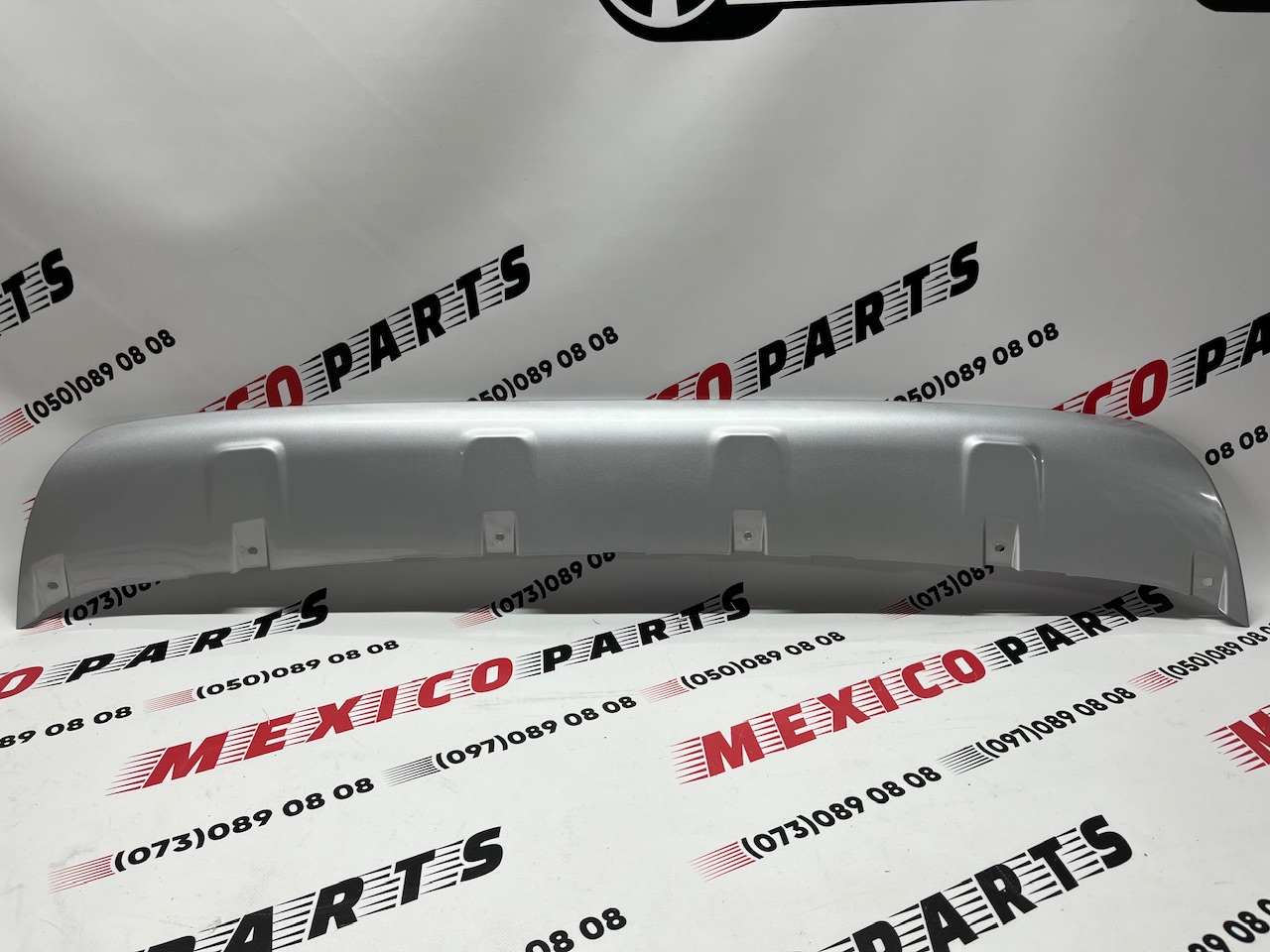 Накладка переднего бампера Mitsubishi Eclipse Cross 2018-2021 (6405A231HA), аналог