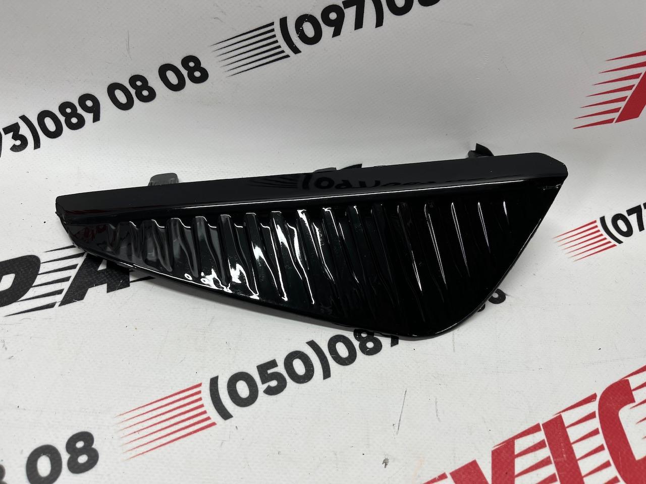 Заглушка противотуманной фары левая Nissan Sentra 2024+(62257-6YU0A), аналог