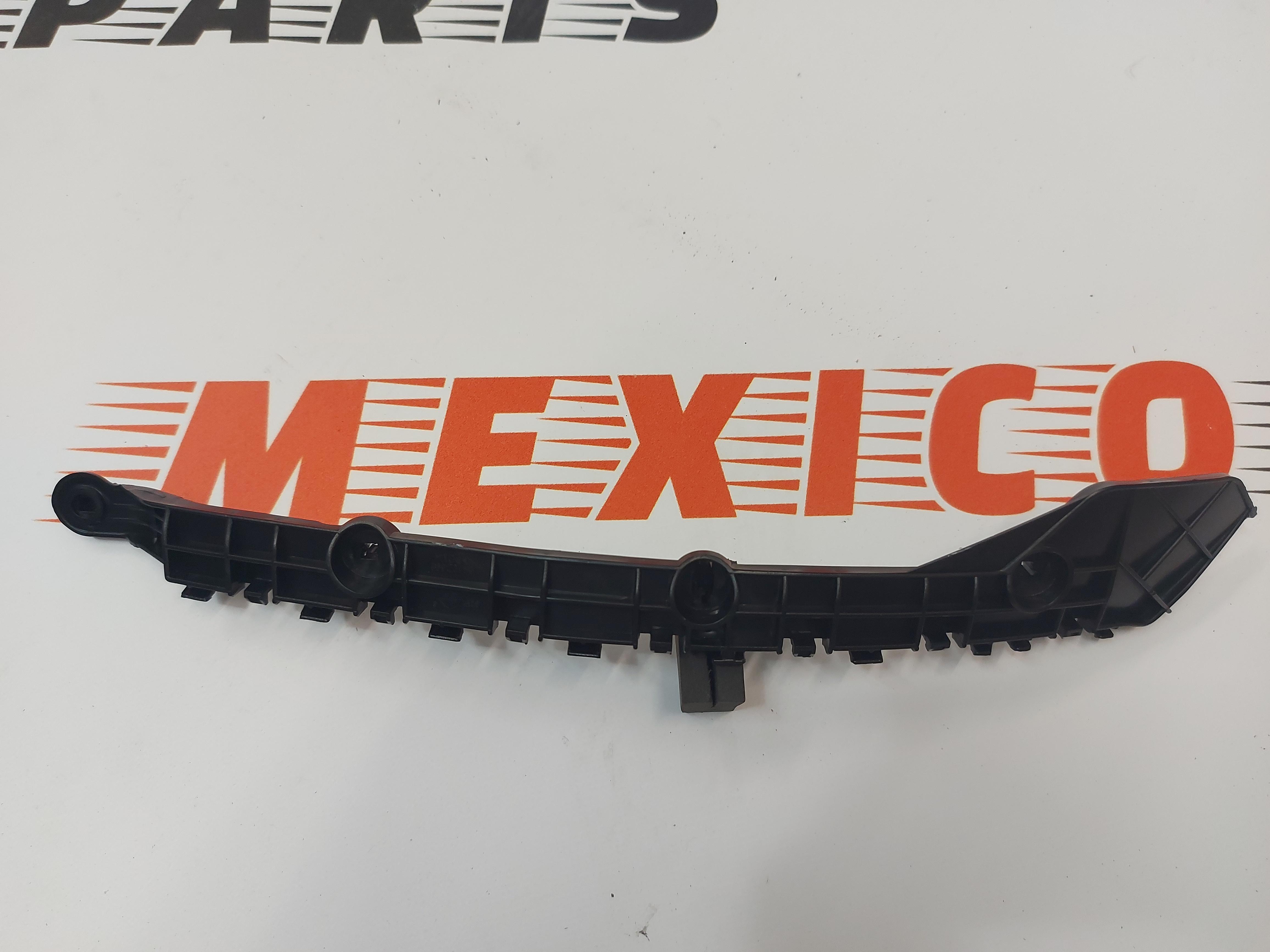 Кріплення заднього бампера праве Mitsubishi Eclipse Cross 2018- 2021(6410C990), аналог