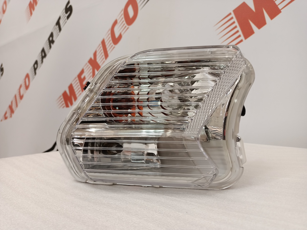Противотуманная фара правая с лампочками и патрончиками Ford Escape(Kuga) 2017- 2019 (GJ5Z-13200-A), аналог