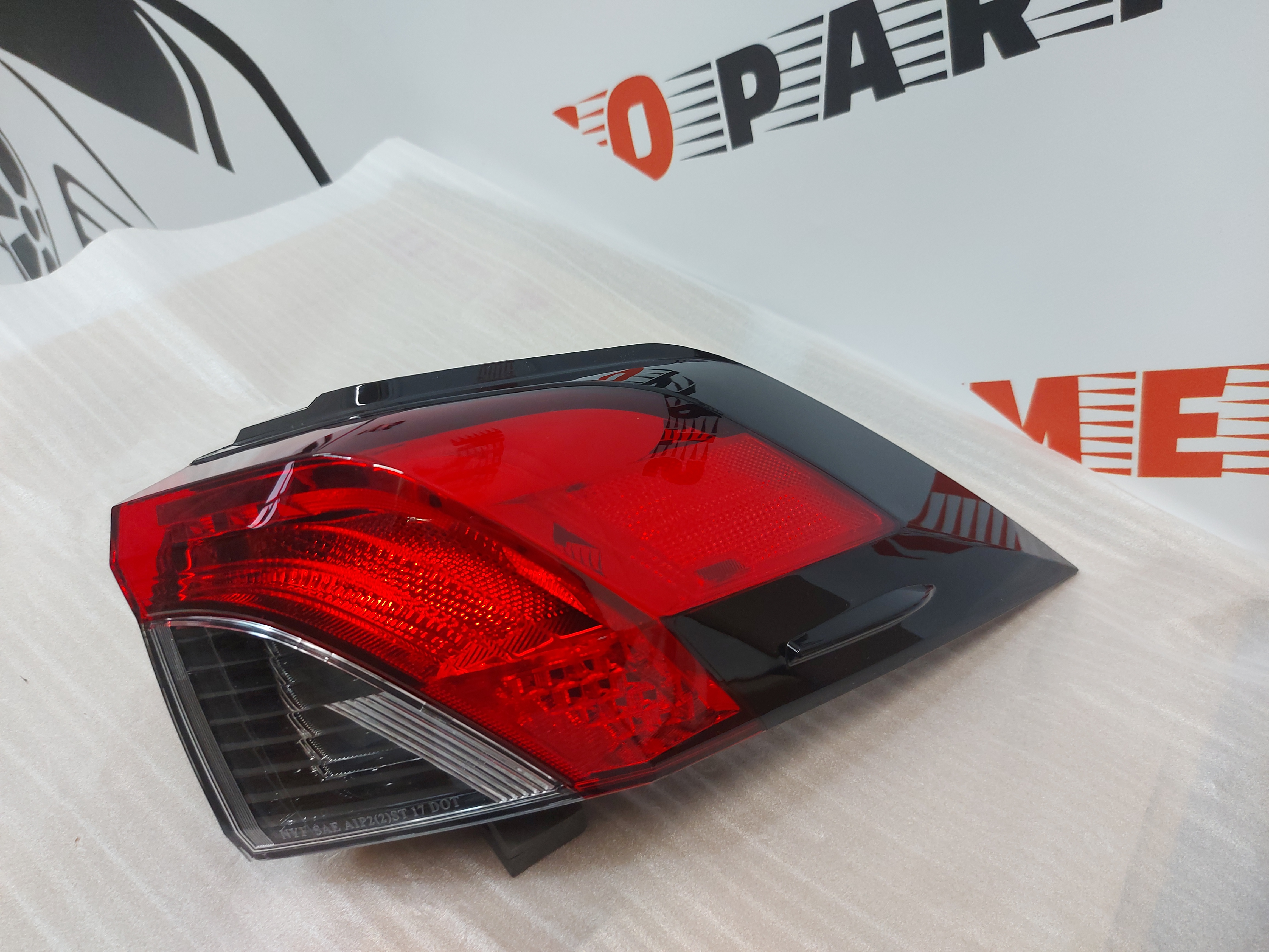 Ліхтар зовнішній (в крило) правий Toyota RAV4 2019-2021 (81550-0R090), аналог