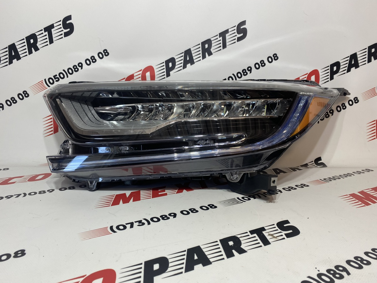Фара ліва LED Honda CR-V 2017-2020 (33150-TLA-A11), аналог