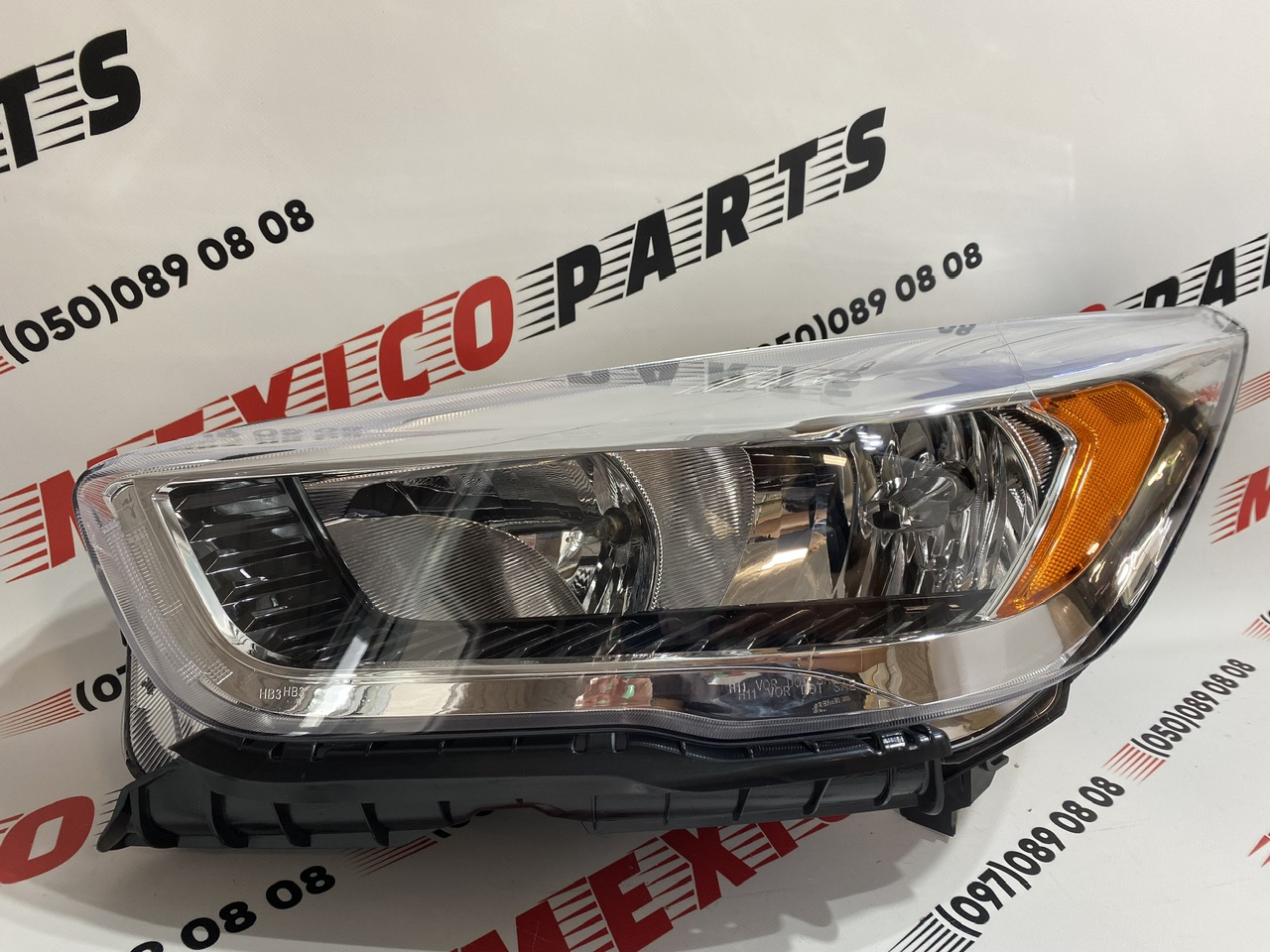 Фара левая с работающим катафотом Ford Escape(Kuga) 2017- 2019 (GV4113W030AB) , аналог