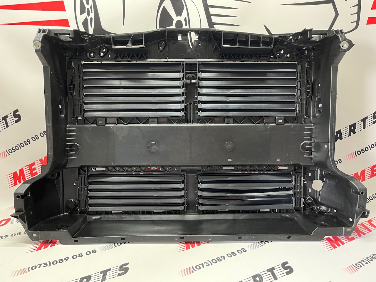 Жалюзи Ford Escape (Kuga) 2020-2022 (LX6Z5816146B), аналог