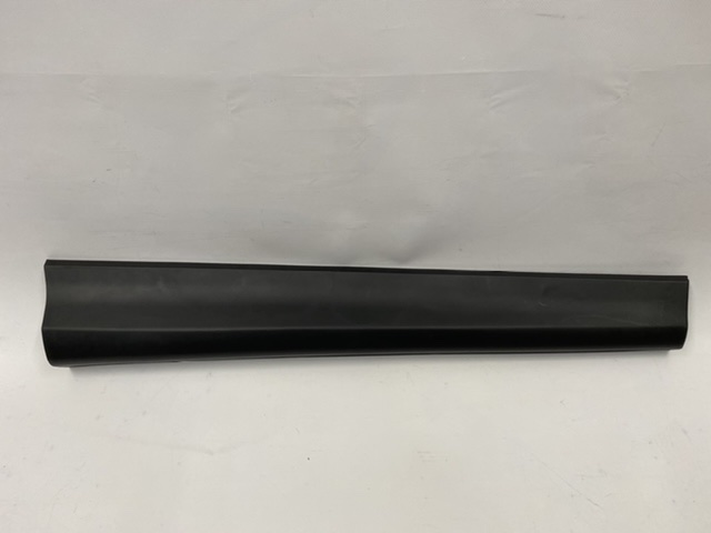 Накладка на двері передні праві  Mazda CX 5 2014-2017 (KD5351RA0C), аналог