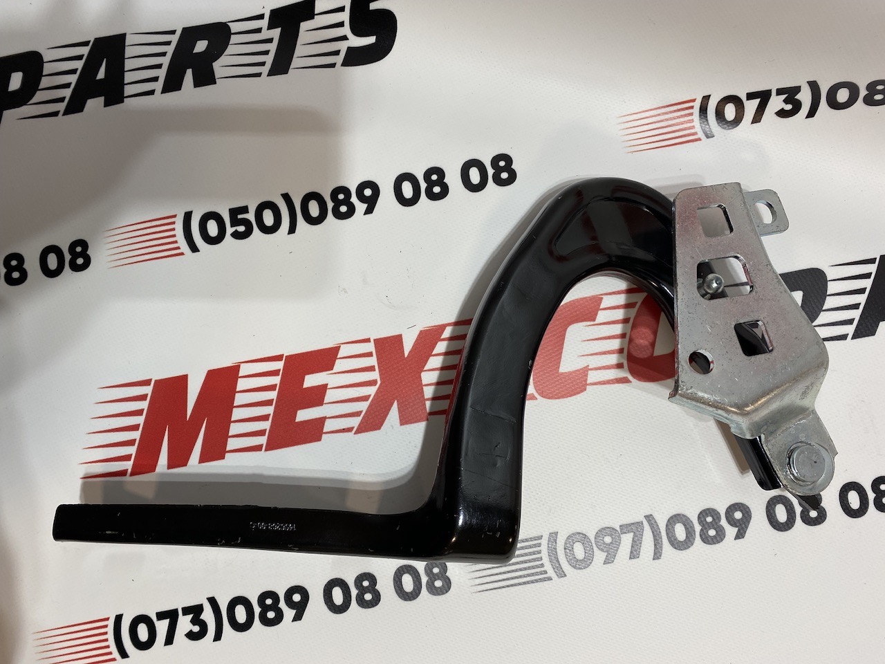 Петля капота права Tesla Model Y 2020-2024 (1496268-00-b), аналог