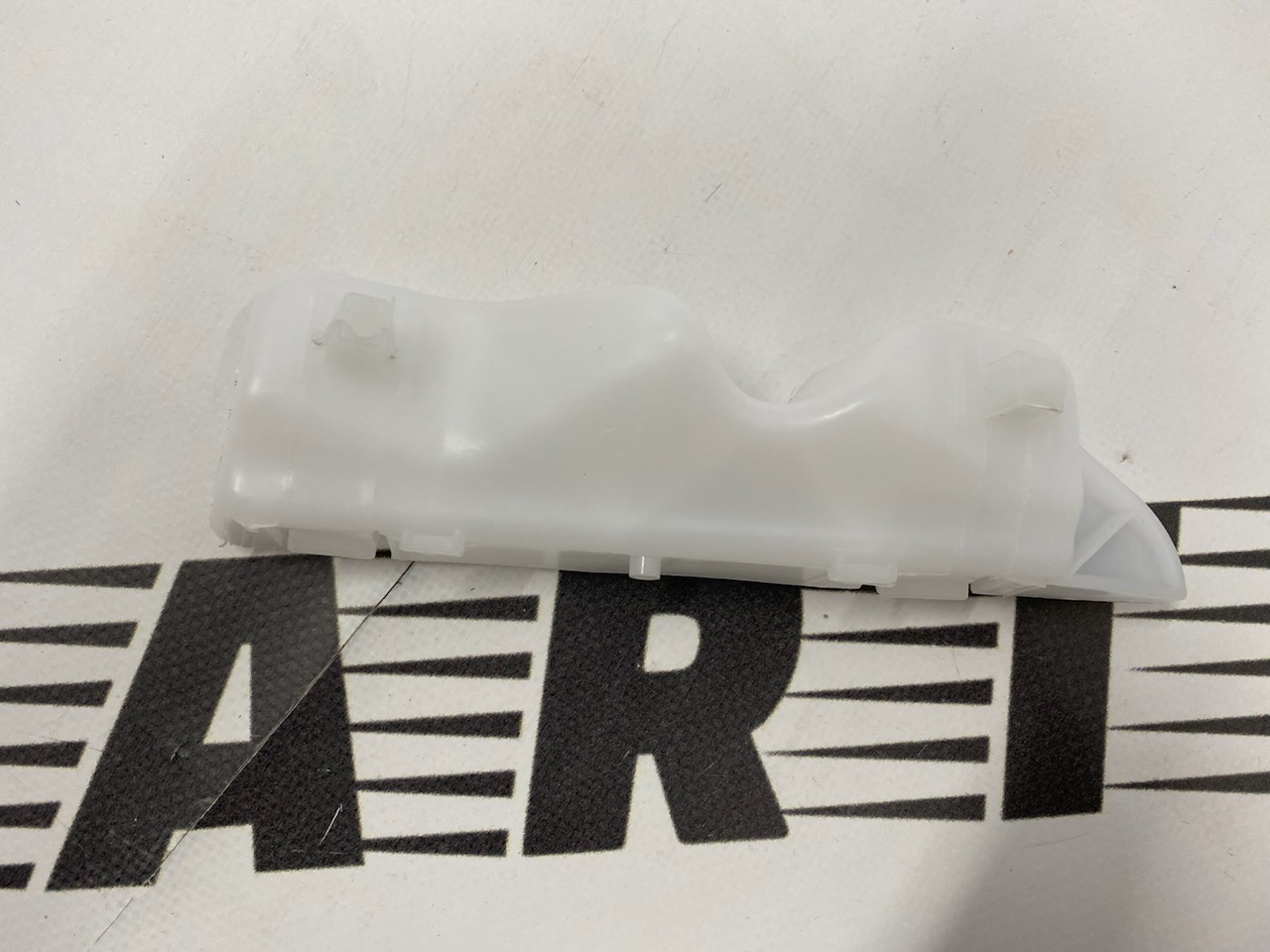 Крепление переднего бампера правое Nissan QASHQAI 2007-2013 (62222JD000 ), аналог