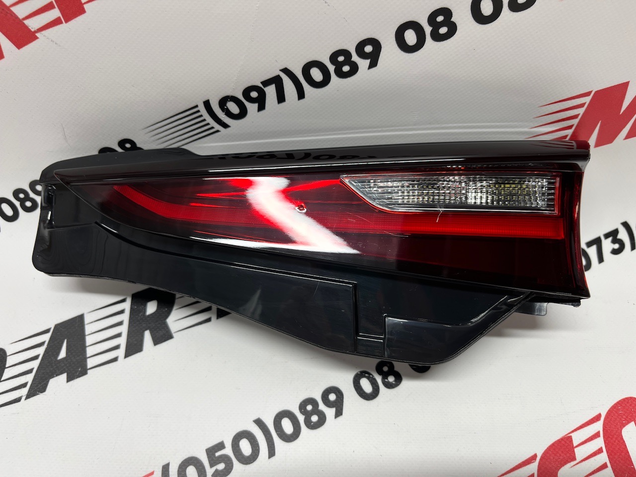 Фонарь в крышку багажника правый 2 Mazda CX 30 2019+, аналог