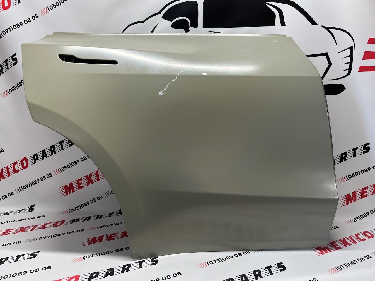 Двері задні праві Tesla Model Y 2020-2024 (1493562-EC-A), аналог