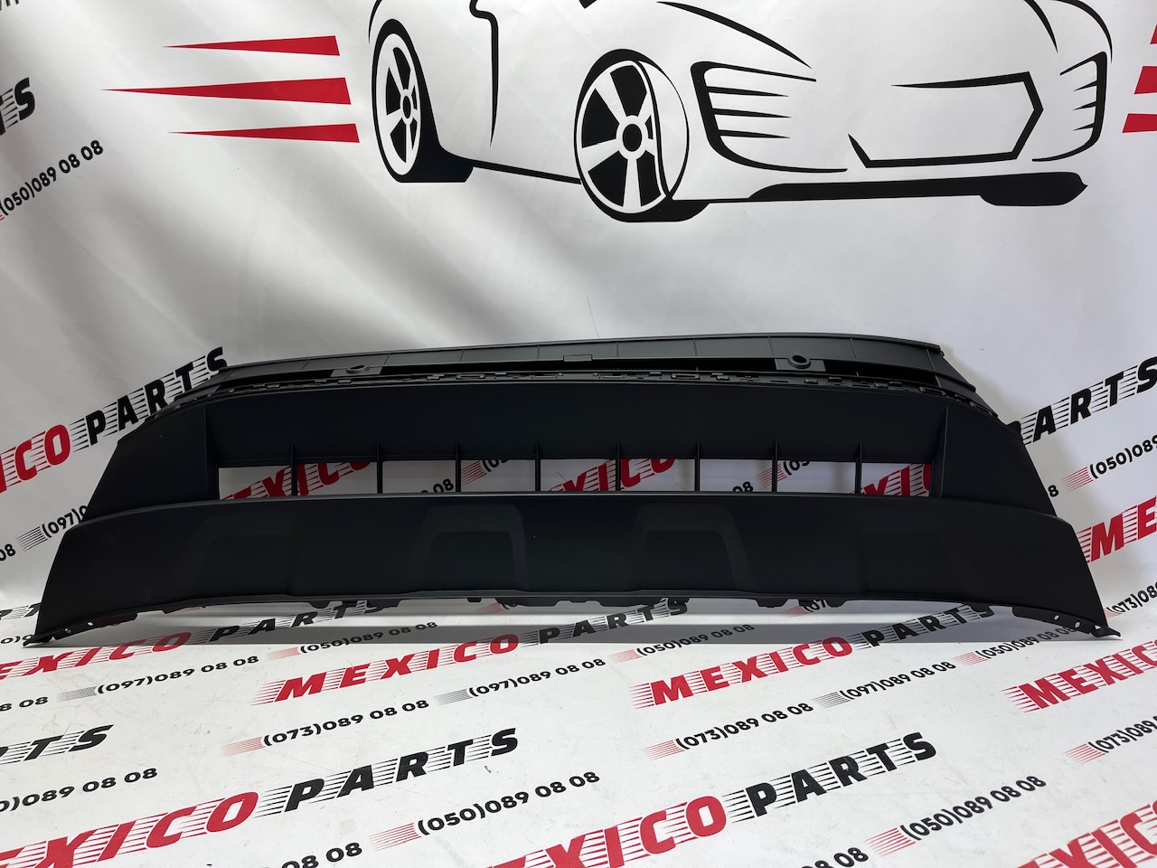 Бампер передний нижняя часть R-LINE Volkswagen Touareg 2019-(760807039D9B9), аналог