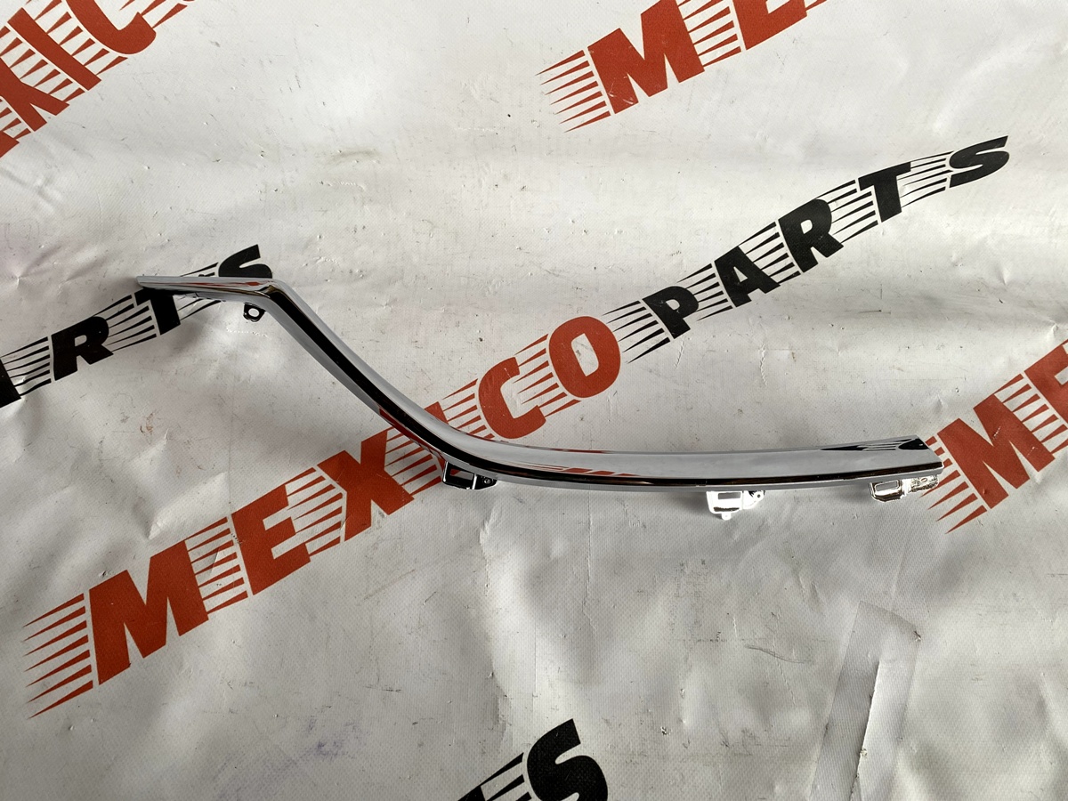 Хром решетки радиатора правый Mazda 6 2014-2016 (GHP9507J1), аналог