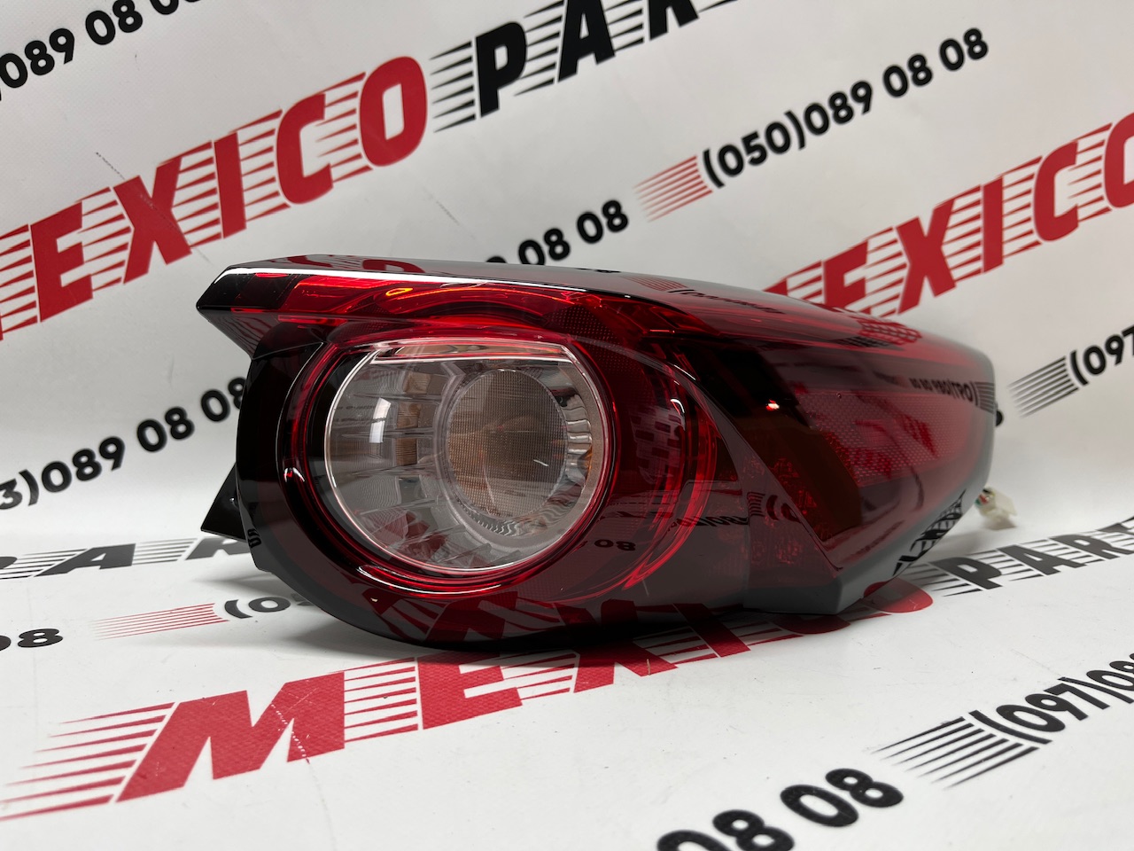 Ліхтар в крило правий Mazda CX 9 2016-2023 , аналог