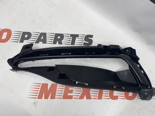 Рамка противотуманной фары левая (комплект. спорт) Hyundai Sonata 2015-2017 (86521-C2300), аналог