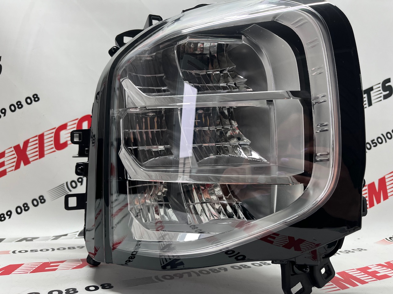 Фара права 6 LED Mitsubishi Outlander 2023- (8301-D812LED), аналог