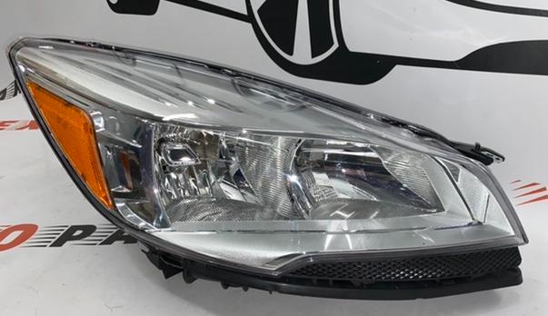Фара права з працюючим катафотом Ford Escape 2013-2016 (CJ5Z-13008-C), аналог