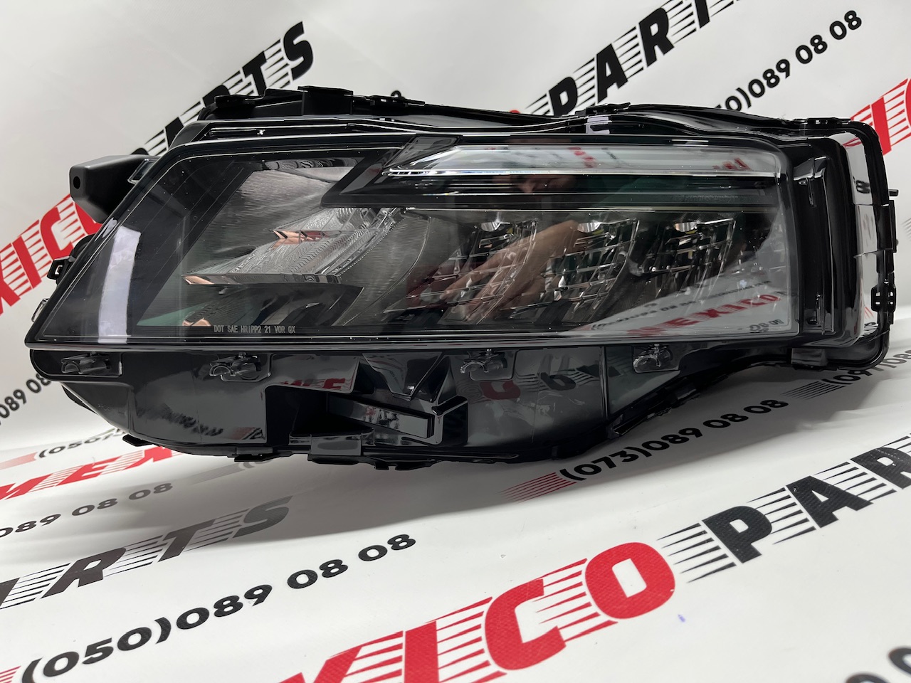 Фара левая LED темная Nissan X-Trail(Rogue) 2021- (26060-6RR6A), аналог