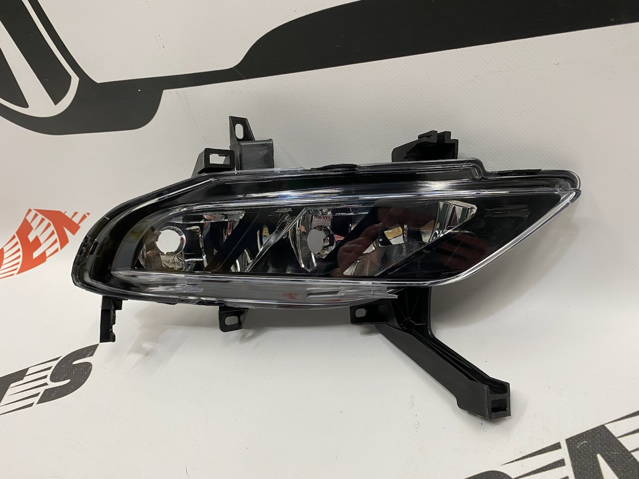 Противотуманная фара правая Nissan Maxima 2015-2018 (26150-4RA0B), аналог