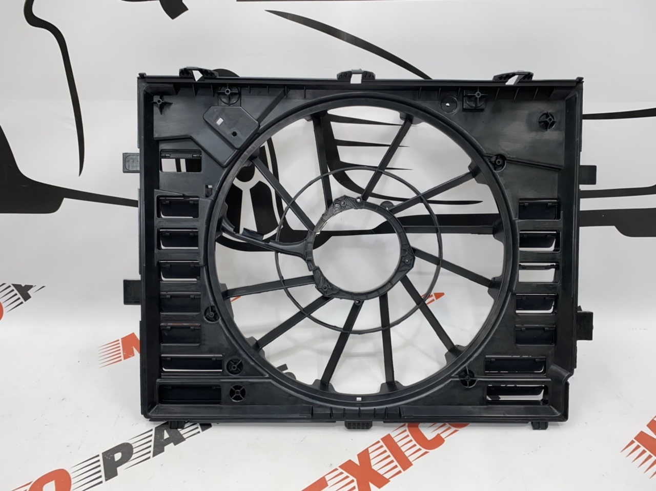 Корпус дифузор Volkswagen Touareg  2010-2018 (7P0121205B), аналог