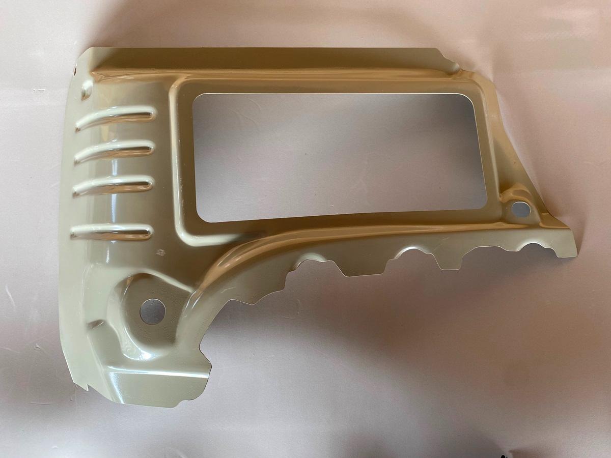 Бокова панель задня ліва Tesla Model 3 2017-2023 (1109299S0A)