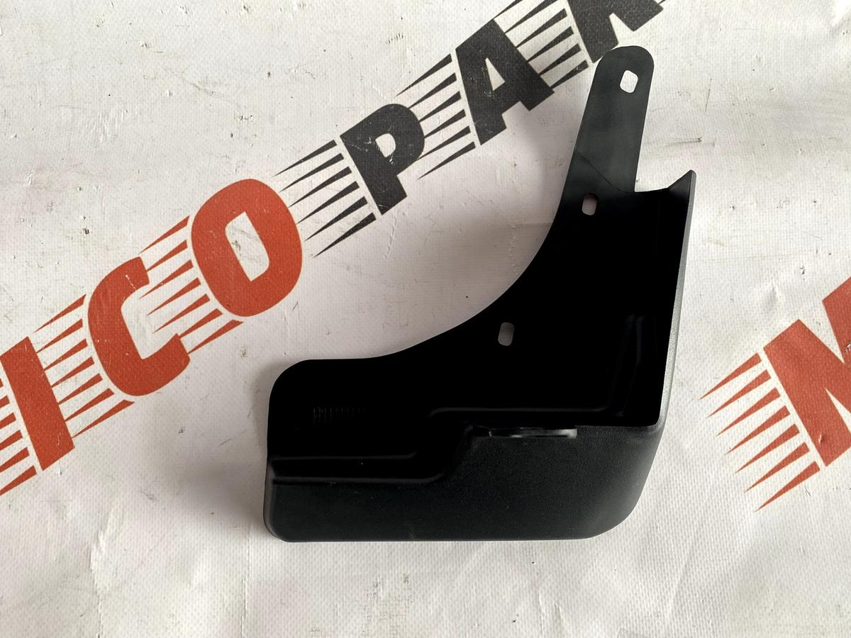 Брызговик передний правый Nissan X-Trail(Rogue) 2014-2020 (63854-4BA0A), аналог