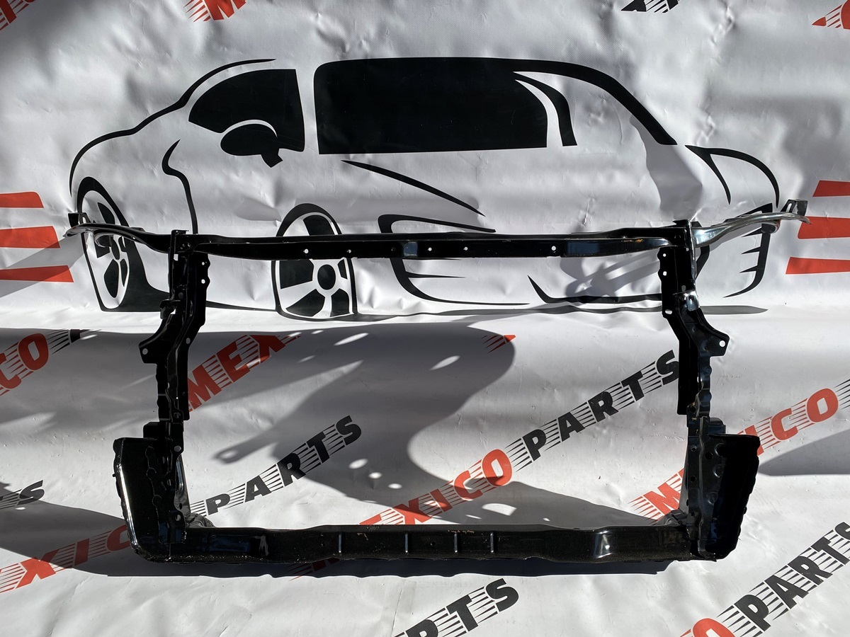 Панель радіатора USA Toyota Camry 2015-2017 (5321006150 ), аналог