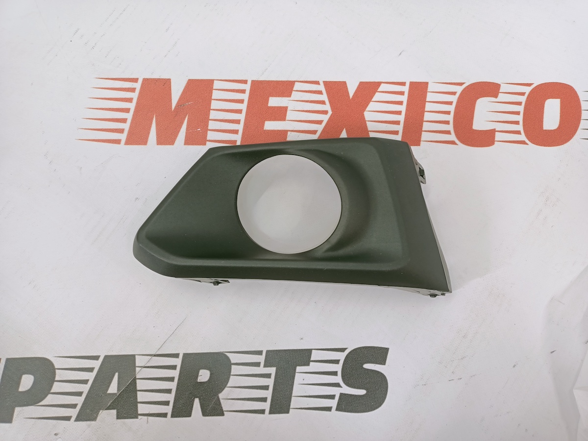 Рамка противотуманной фары левая Nissan Altima 2019-2021 (62257-6CA0B), аналог