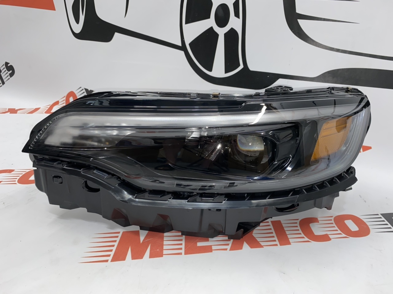 Фара ліва LED Jeep Cherokee 2019- (68275945AJ), аналог