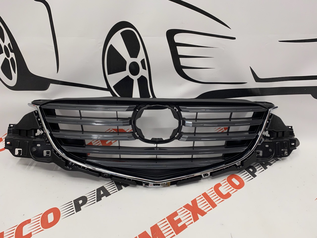Решітка радіатора у зборі Mazda CX5 2014-2017 (KA0G-50-710B), аналог