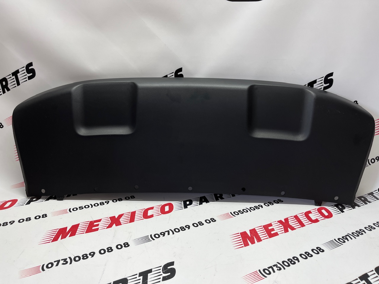 Накладка переднего бампера черная Ford EcoSport 2018-2021 (GN1517D957EB), аналог