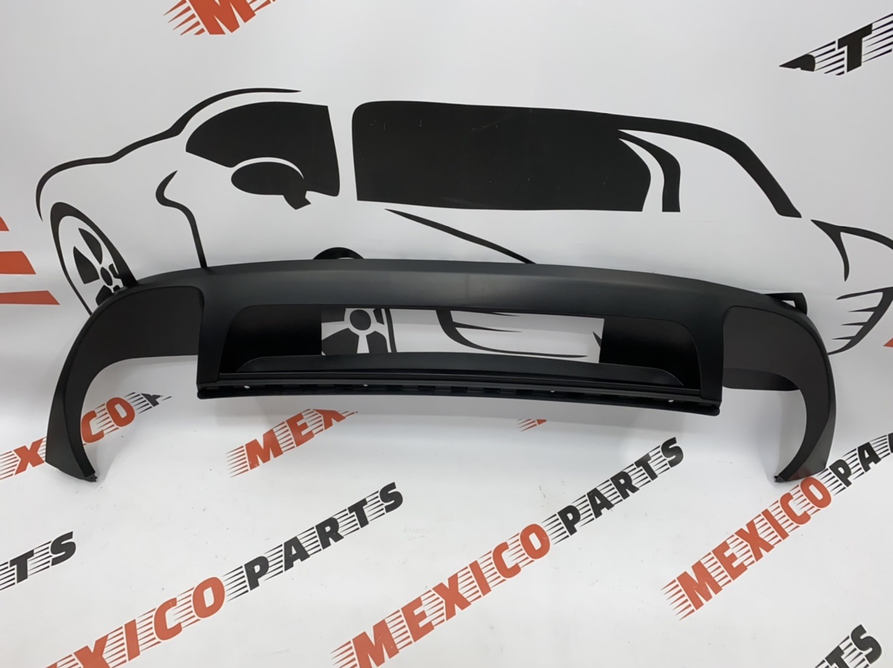 Губа заднего бампера Volkswagen Touareg  2010-2014 (7P68074829B9), аналог