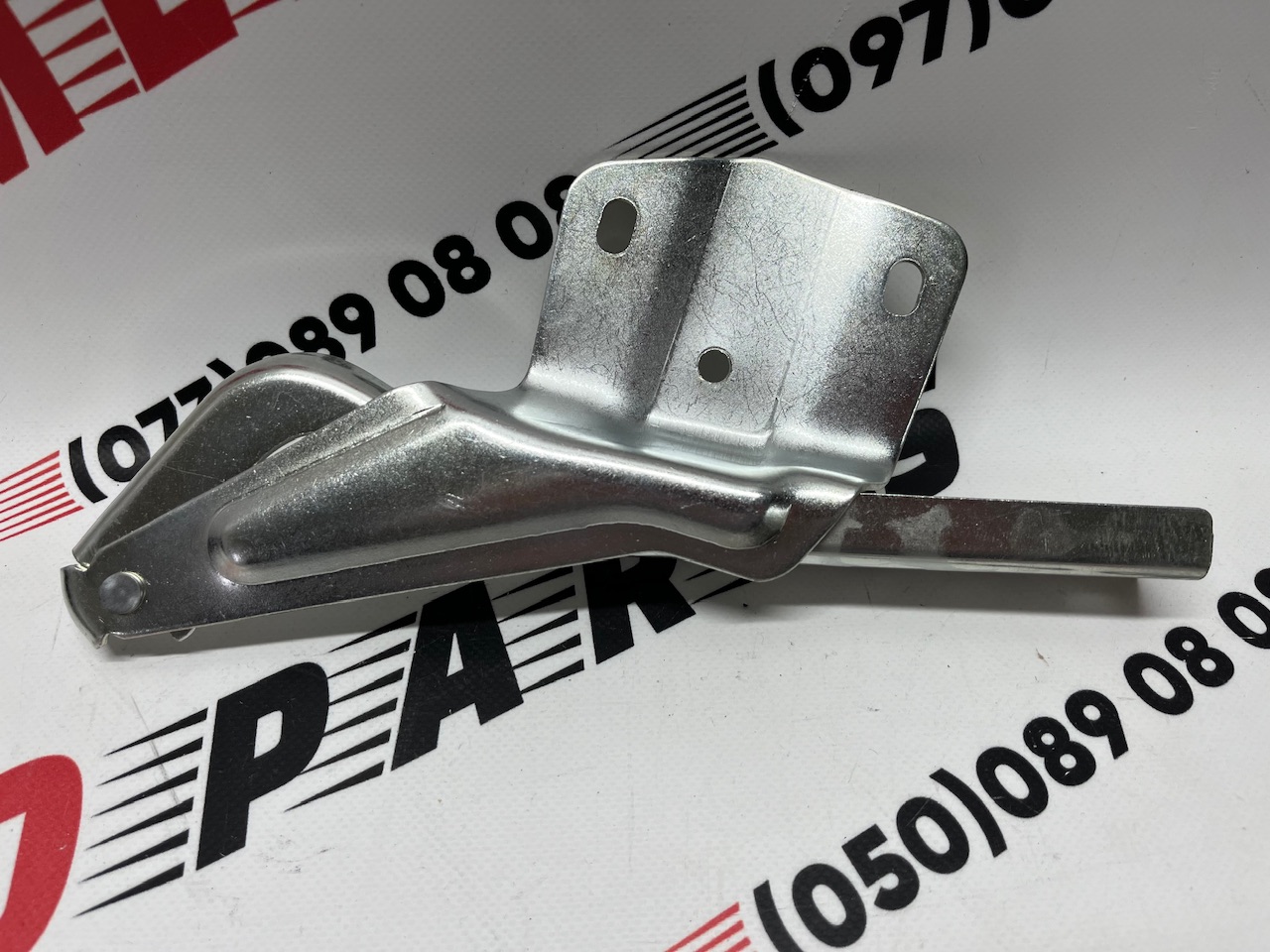 Петля капота левая Volkswagen Jetta 2011-2018 (5C6823301A), аналог