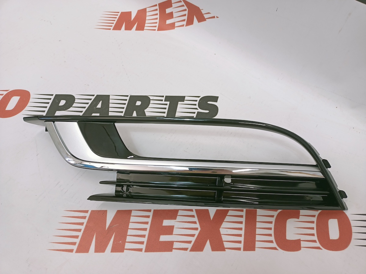 Рамка противотуманной фары левая Volkswagen Passat CC 2013-2018 (3C8854661041), аналог