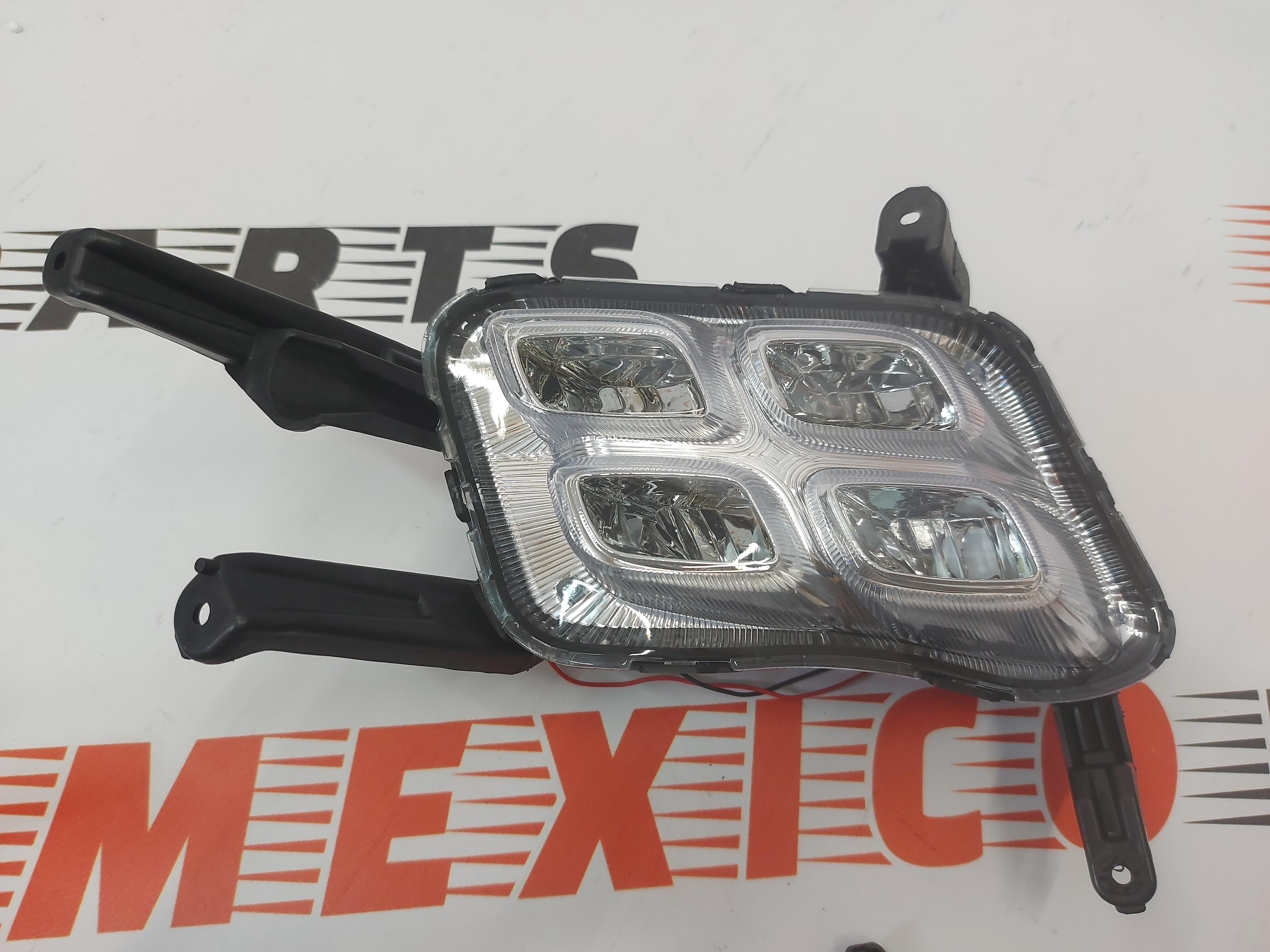 Противотуманная фара + рамка противотуманной фары левая Kia Optima K5 2014-2015 (92201-2T600), аналог