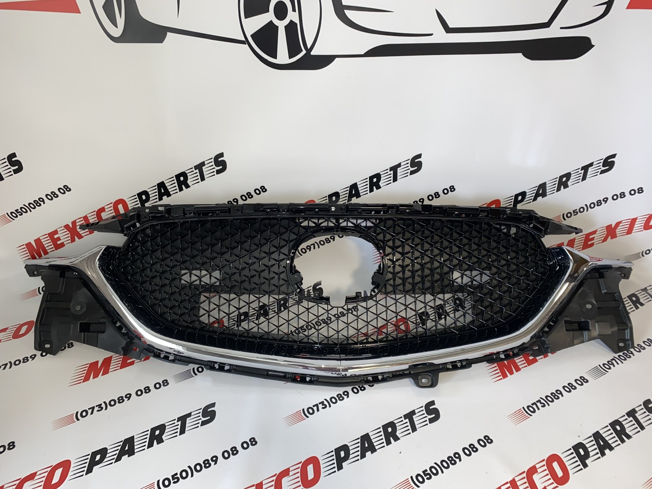 Решітка радіатора у зборі з хромом Mazda CX5 2017-2020 (KB8D-50-710J), аналог