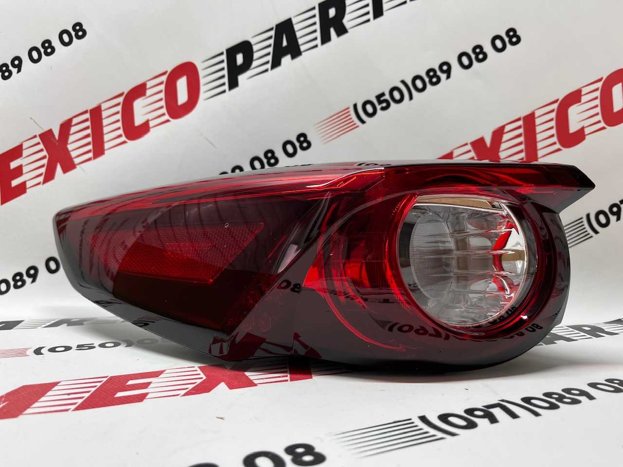 Ліхтар в крило лівий Mazda CX 9 2016-2023 , аналог