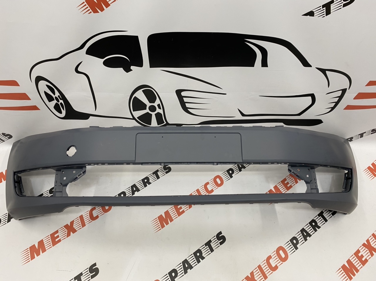 Бампер передній Volkswagen Passat B7 2012-2015 (561807217BGRU), аналог