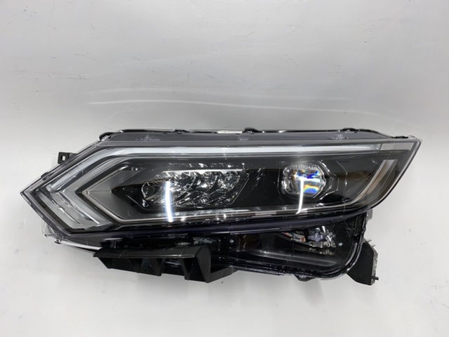Фара левая Nissan Qashqai 2019-2021 (26060HV05B), аналог