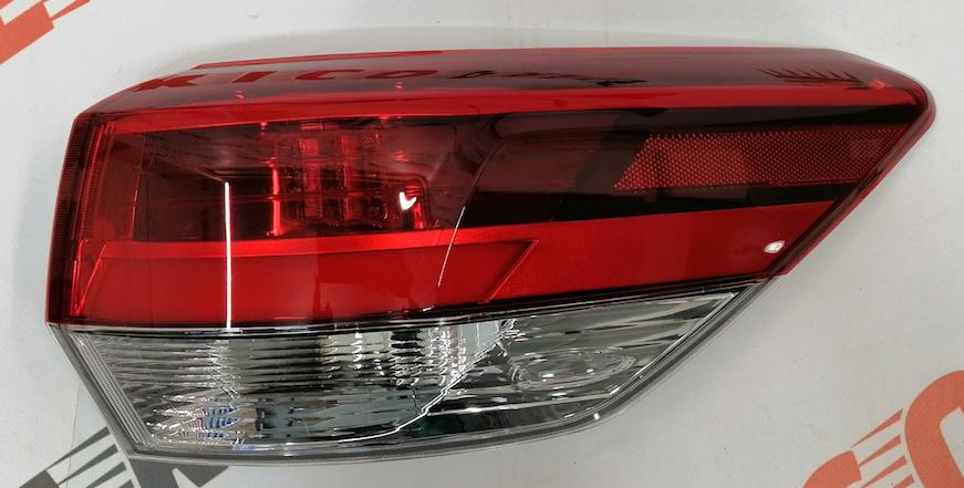 Ліхтар зовнішній ( в крило) правий Toyota Highlander 2017-2019 ( 81550-0E161), аналог