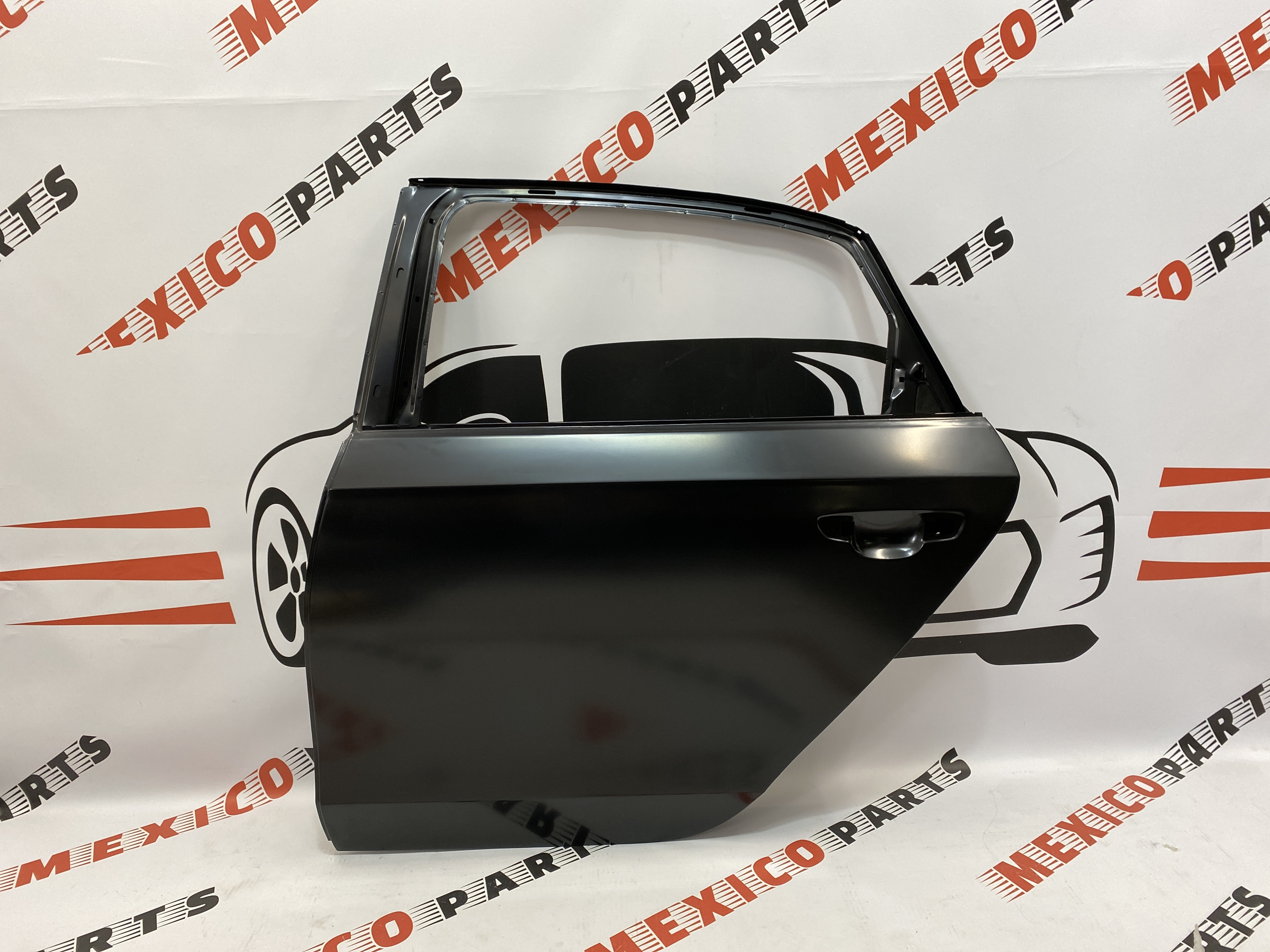 Дверь задняя левая Volkswagen Passat B7 2012-2018 (561 833 055 С), аналог