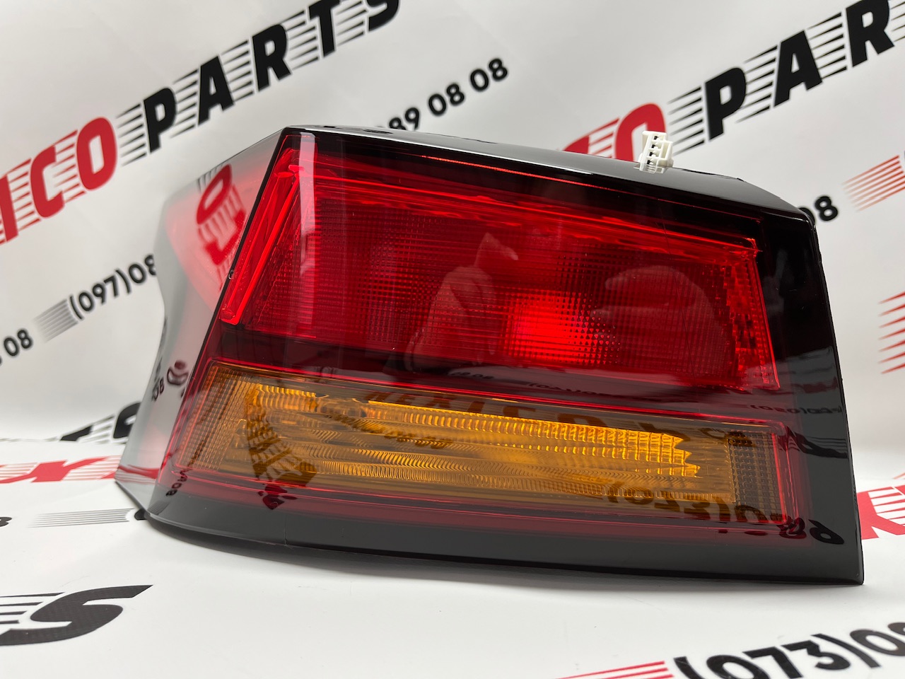Фонарь задний наружный левый USA Nissan Altima 2019-2021 (26555-6CA1A), аналог