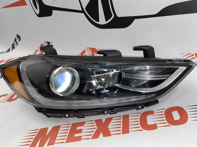 Фара правая LED Hyundai Elantra 2016-2018 (92102-F3010), аналог