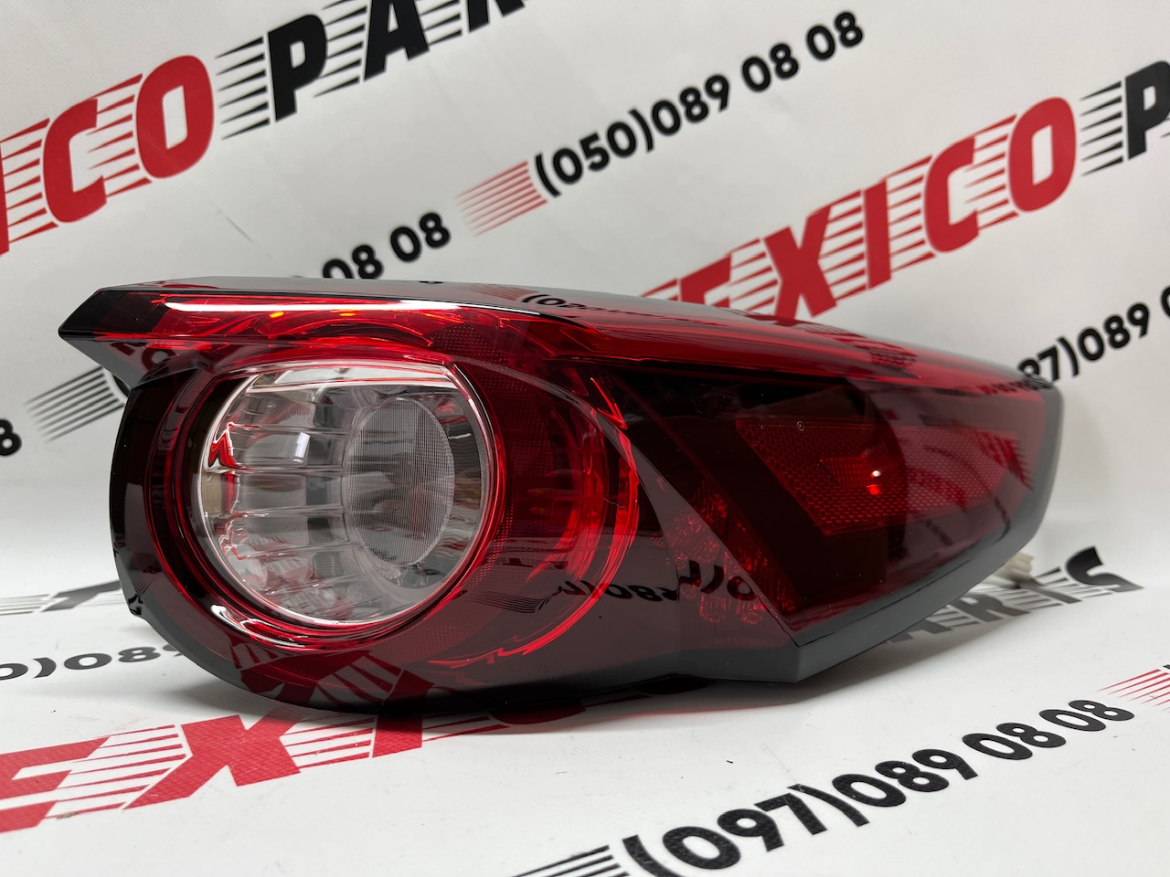 Ліхтар в крило правий LED Mazda CX 9 2016-2023 , аналог