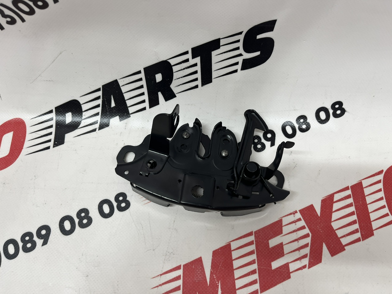 Замок капота Nissan X-Trail(Rogue) 2014-2020(656014BA0A), аналог