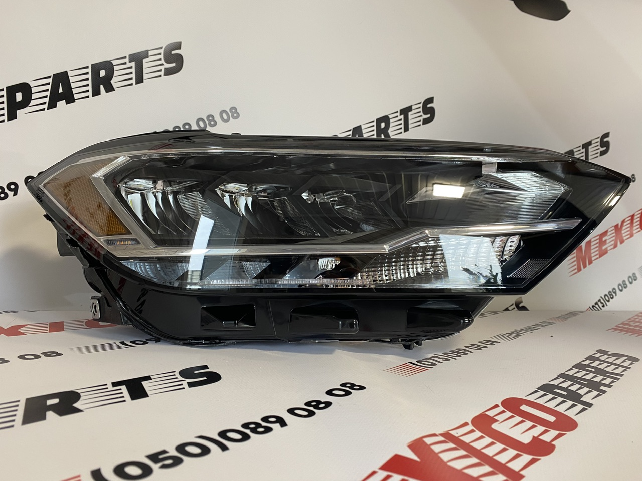 Фара правая FULL LED Volkswagen Jetta 2019- (17A 941 036 E), аналог