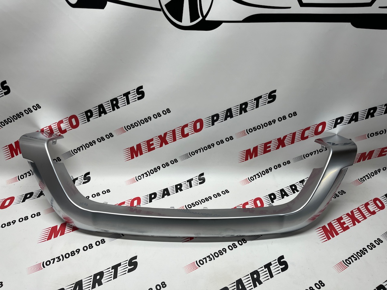 Накладка переднего бампера хром Dodge Journey Crossroard 2015-2018 (68223776AA) , аналог