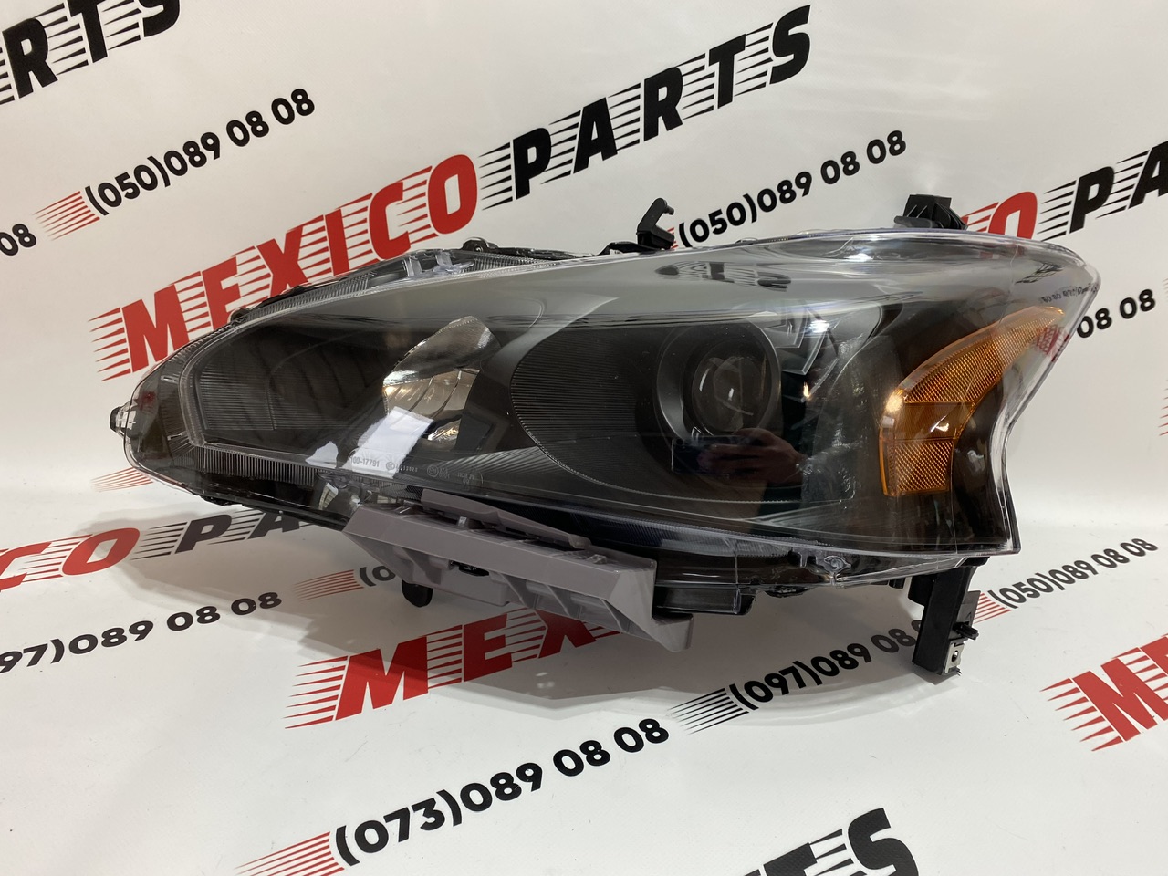 Фара левая черная USA Nissan Altima 2013-2015 (26060-3TA0A), аналог