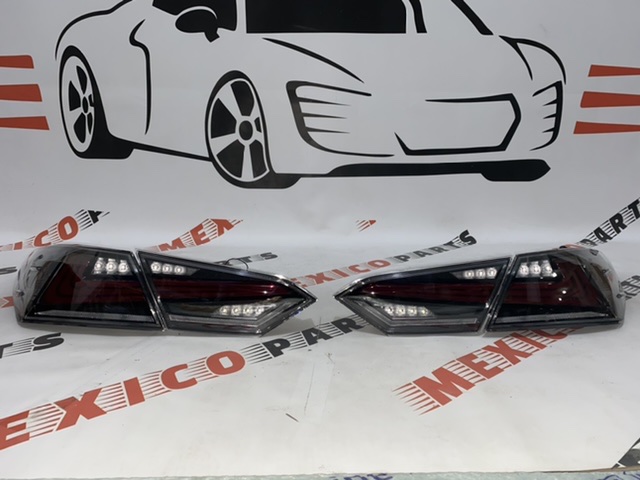 Комплект задніх ліхтарів тюнинг Toyota Camry 2018-2021 (81550-06730T), аналог