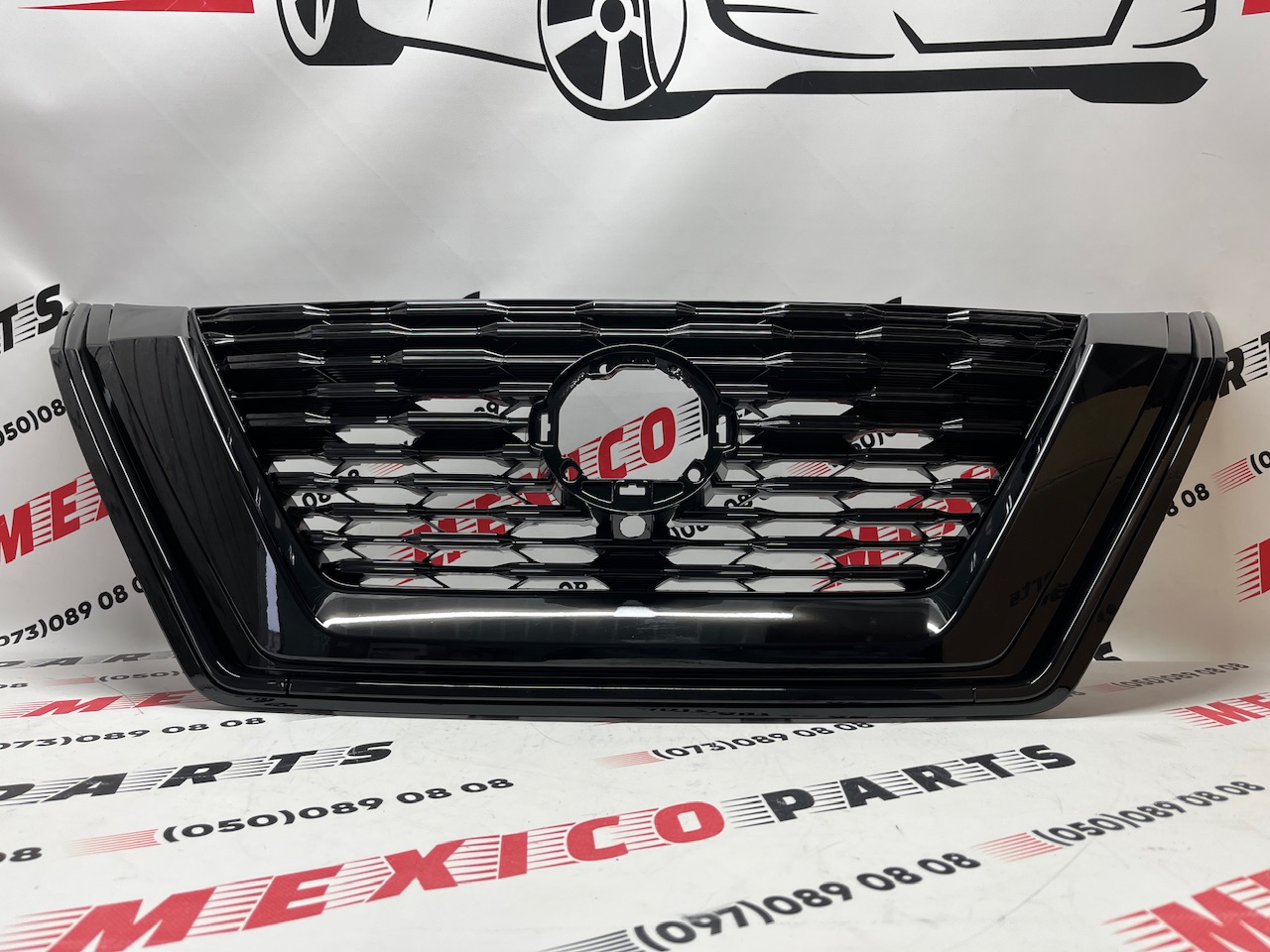 Решетка радиатора под круглый дистрон и камеру черная Nissan X-Trail(Rogue) 2021-2023  (623106RA0A), аналог