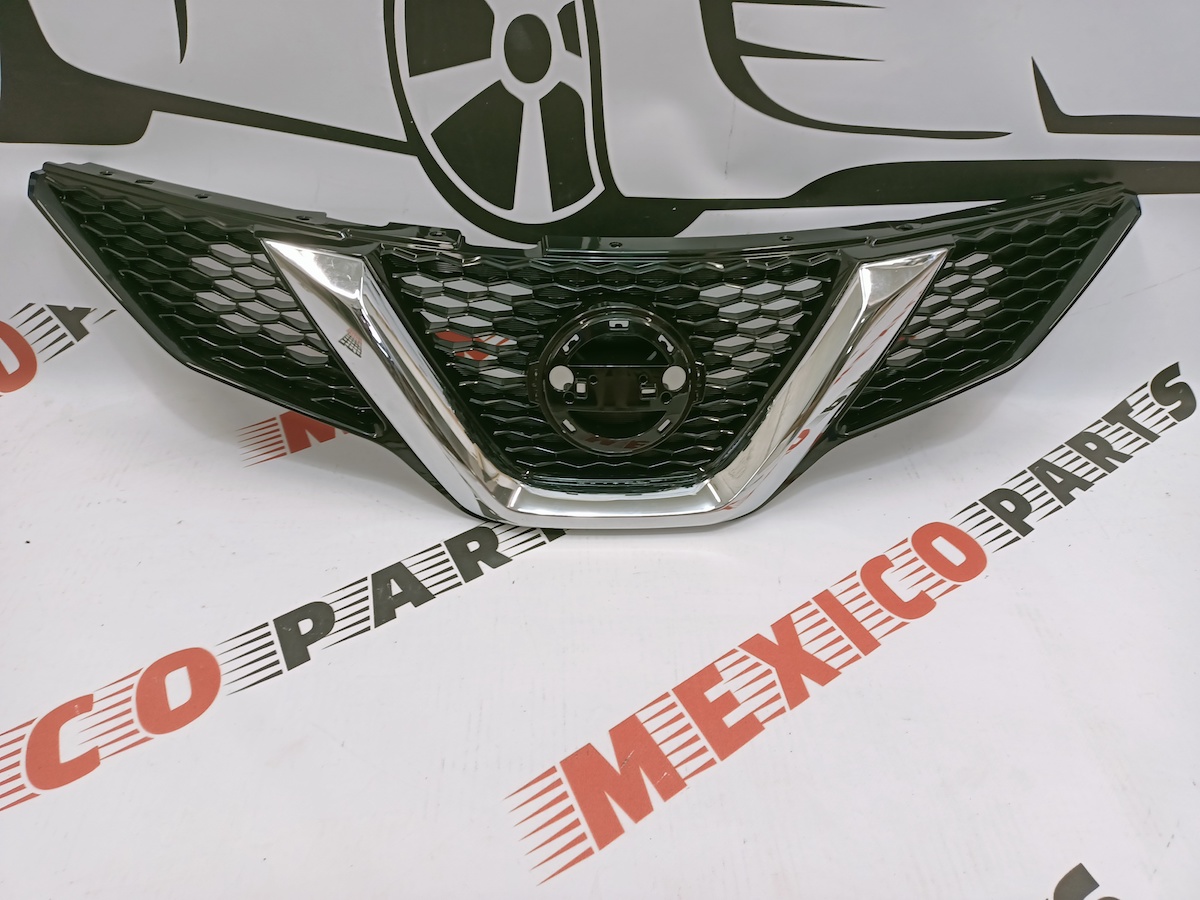 Решетка радиатора Nissan Qashqai 2015-2018 (62310-4EA1D ), аналог